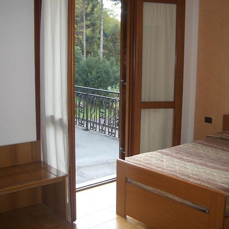 Albergo Il Castellino Boario Terme Kültér fotó
