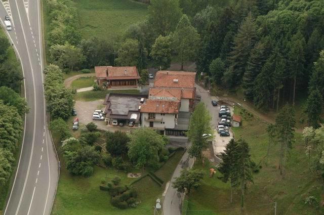 Albergo Il Castellino Boario Terme Kültér fotó